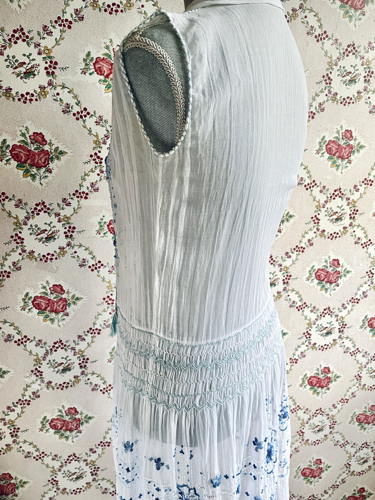 Vintage Dress Flapper 1920 White Cotton Voile Blue Embroidered Hungarian Peasant