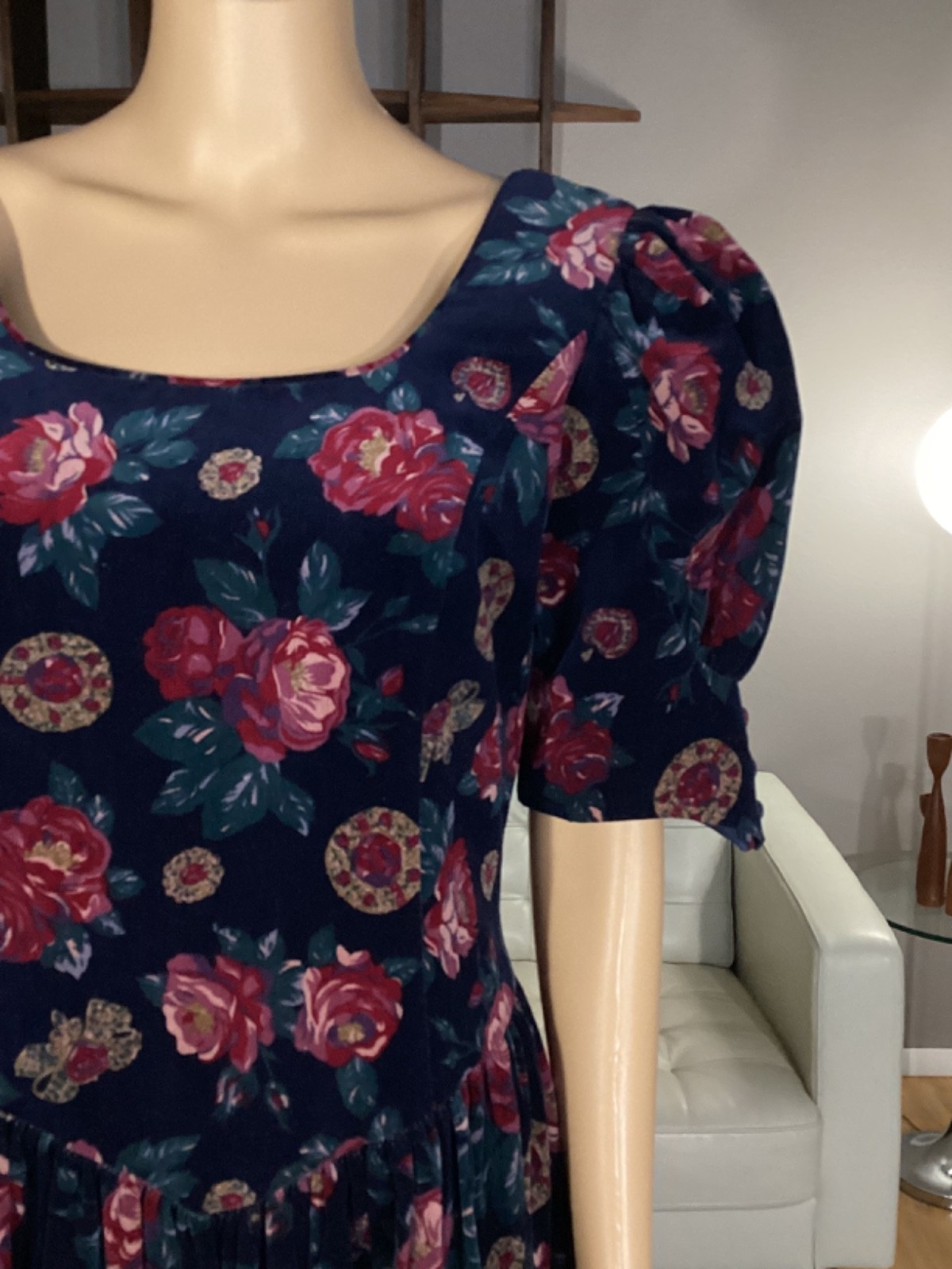 Vintage Laura Ashley Black Velvet Floral Roses Puff Sleeve Dress US Sz 12