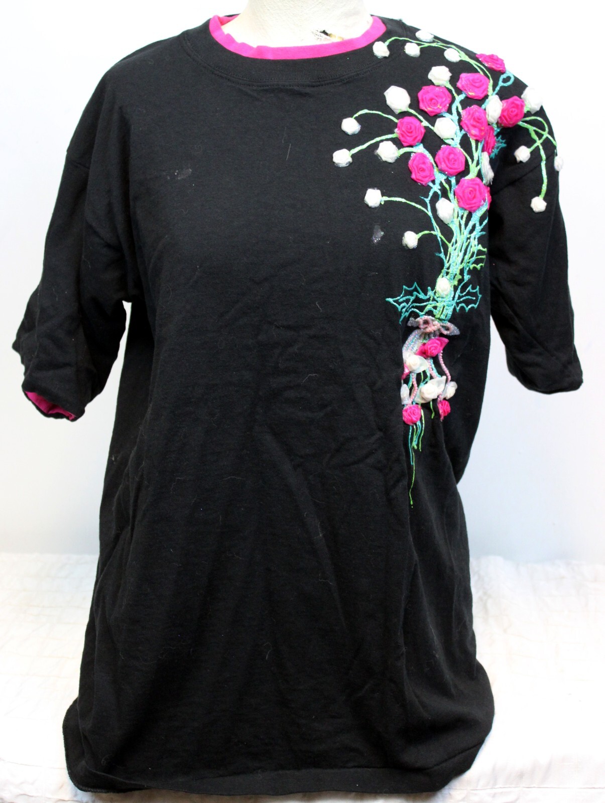 Vtg 80s/90s Premier Sportswear Upcycled Women’s T-Shirt sz XL Rose Bouquet Trim