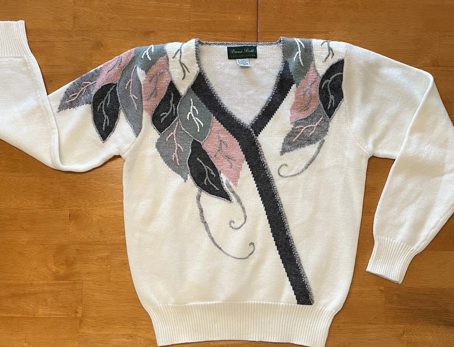 Vintage 90s V-neck Sweater Beige Pink Gray Women’s M Dana Scott Acrylic