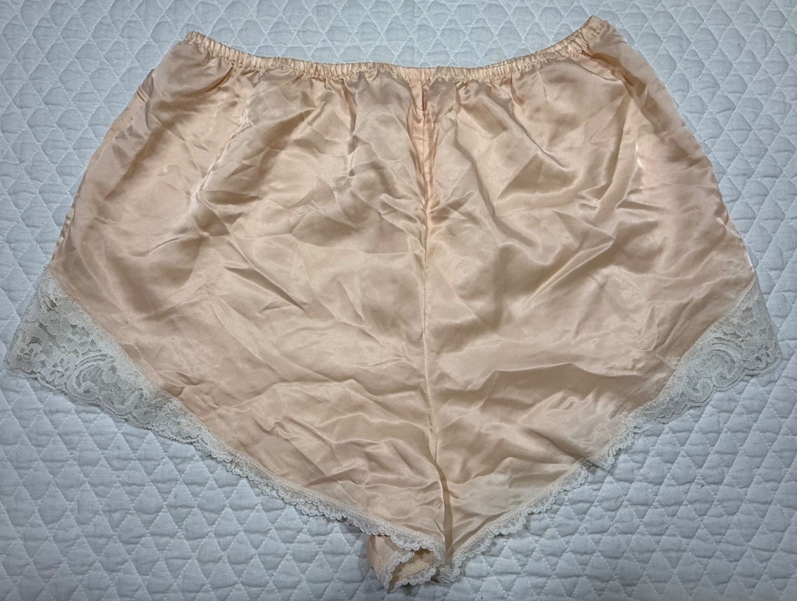 VINTAGE Anne Rothschild for Caress Pajama Set Pink Peach Lace Cami Shorts L14-16