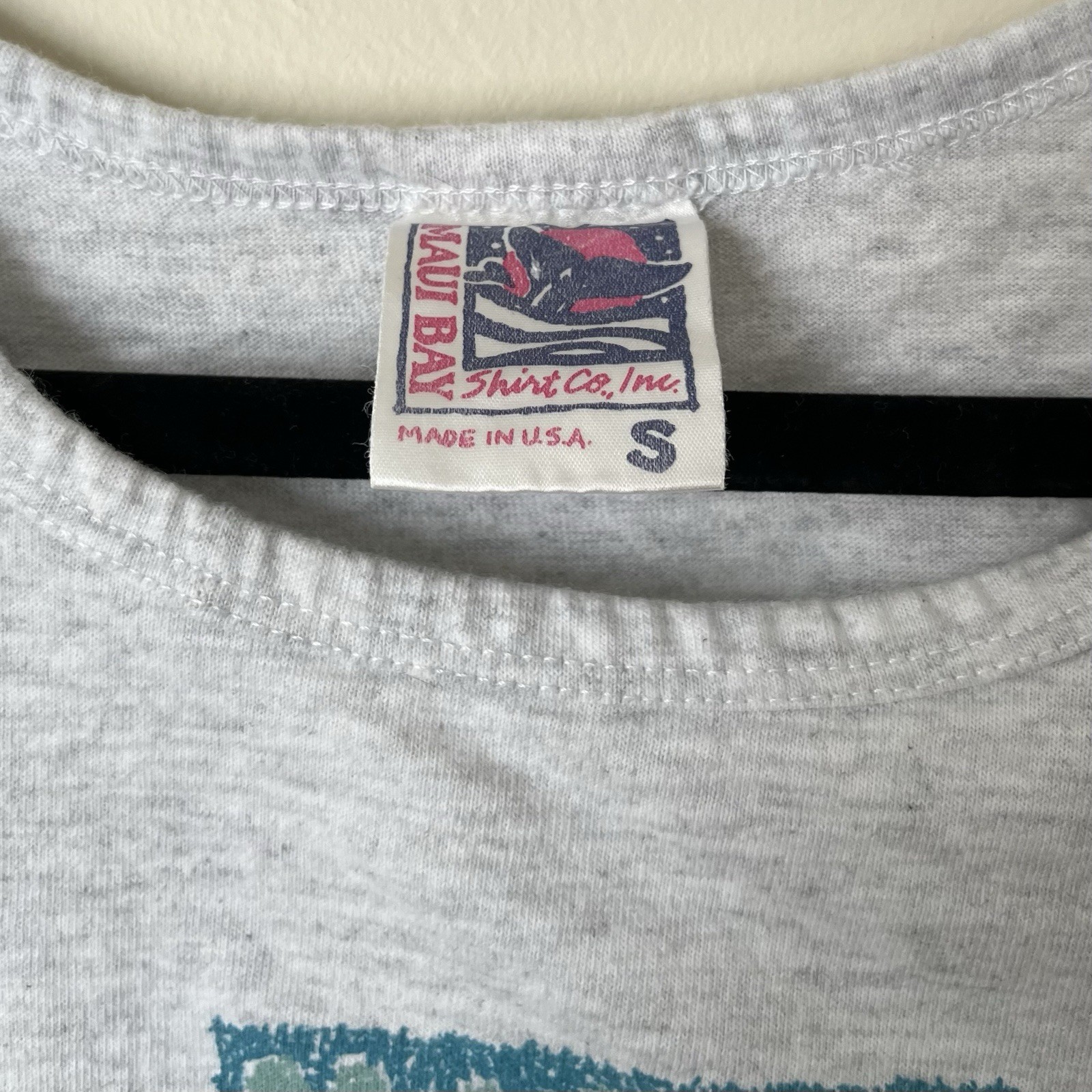 Vintage 1996 Women’s Hawaii Grey Flower Graphic Tank Top Size Small Made USA