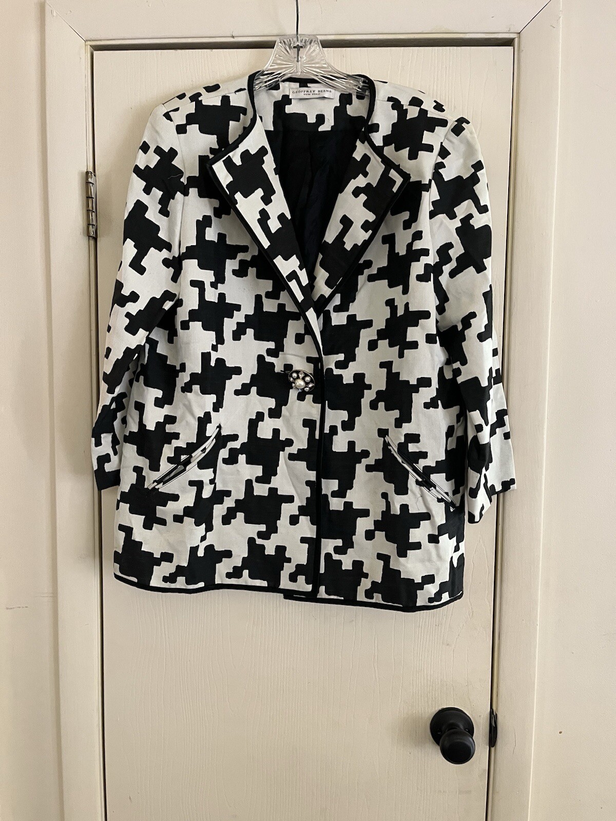 VTG Couture Geoffrey Beene Silk Old Money Houndstooth Blazer Embellished Button