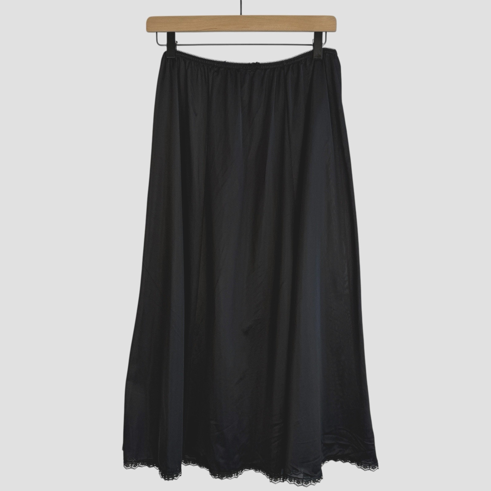 Vintage Black Half Slip with Lace Trim Size 2X By Mei Lin Midi Length Coquette