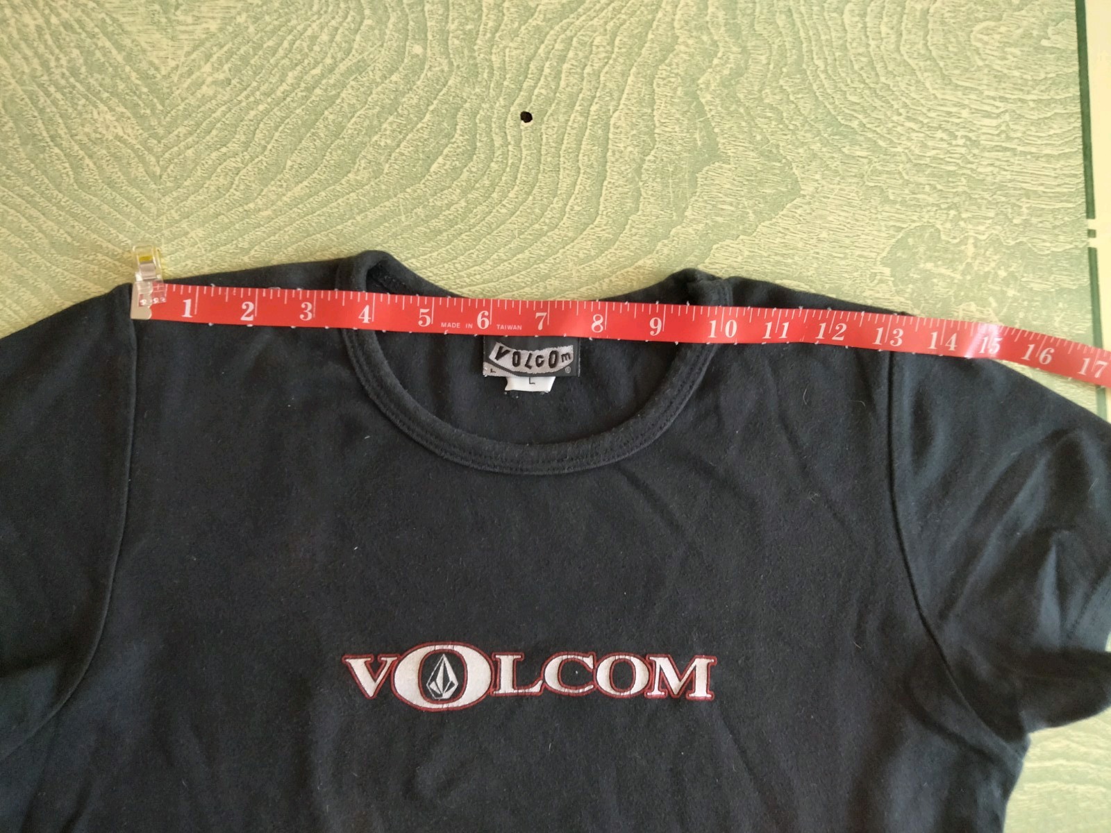 Vintage 90s Volcom T-Shirt Womens Large Made USA Skater Babydoll