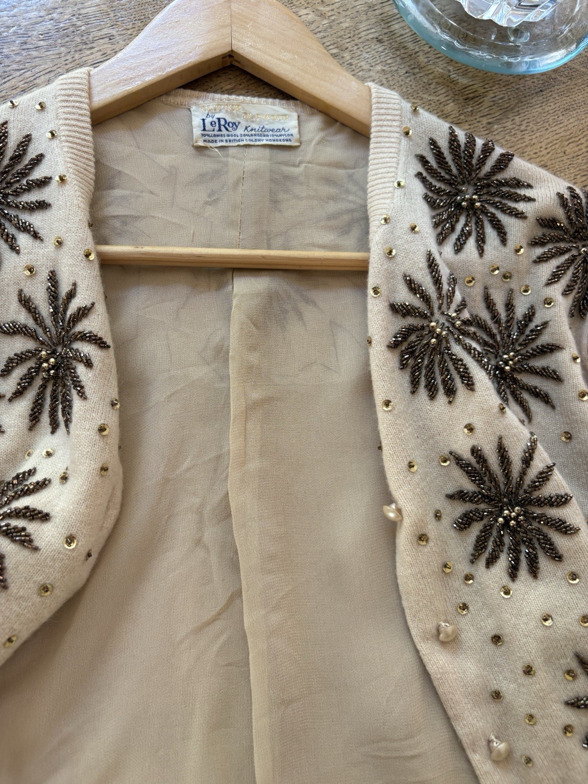Women’s Vintage Cardigan! Fabulous Beading Great Colors! Size M
