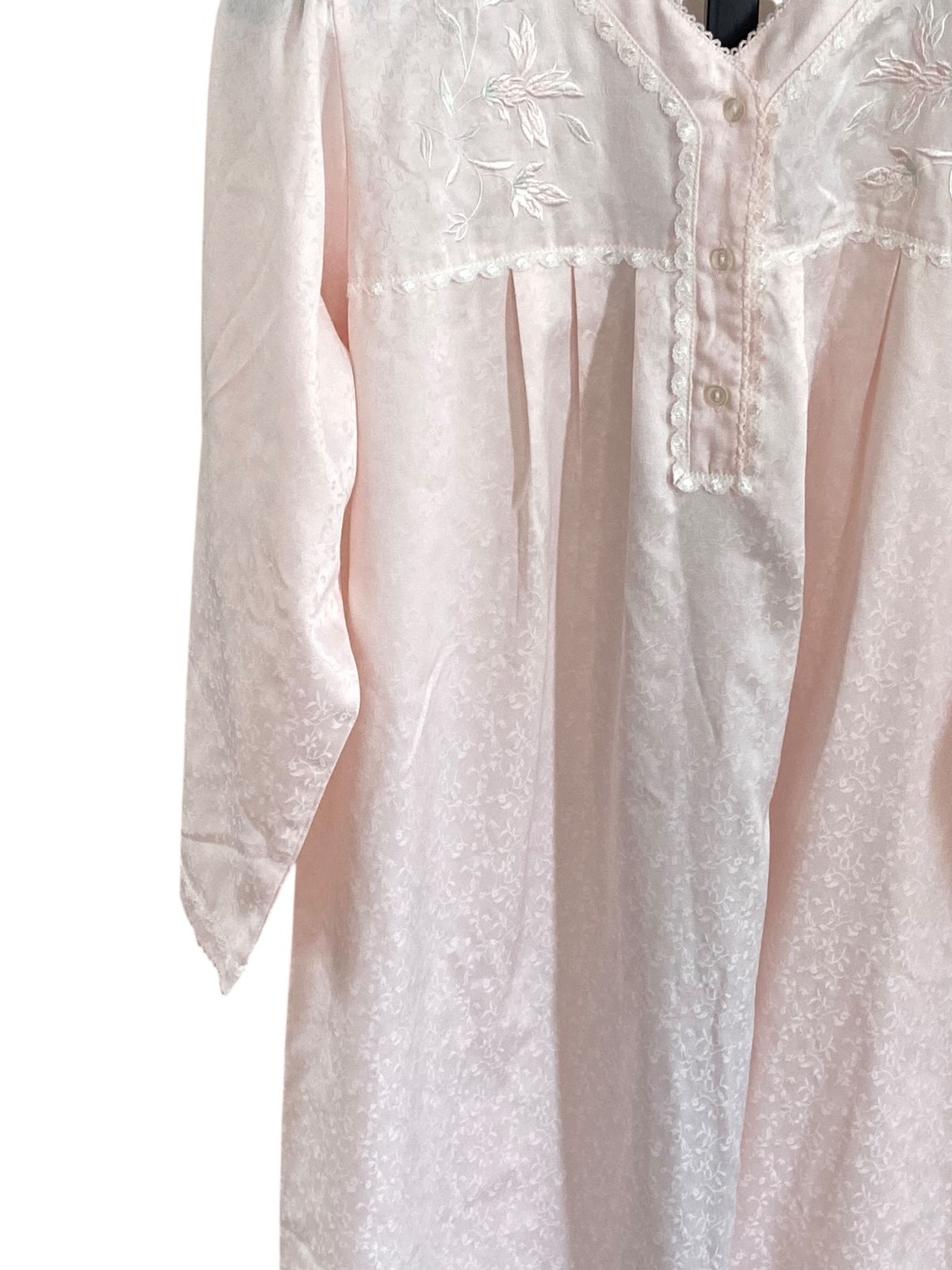 Go Softly Petites PXL Pink Embroidered Satin Nightgown Lace Yoke Pleated
