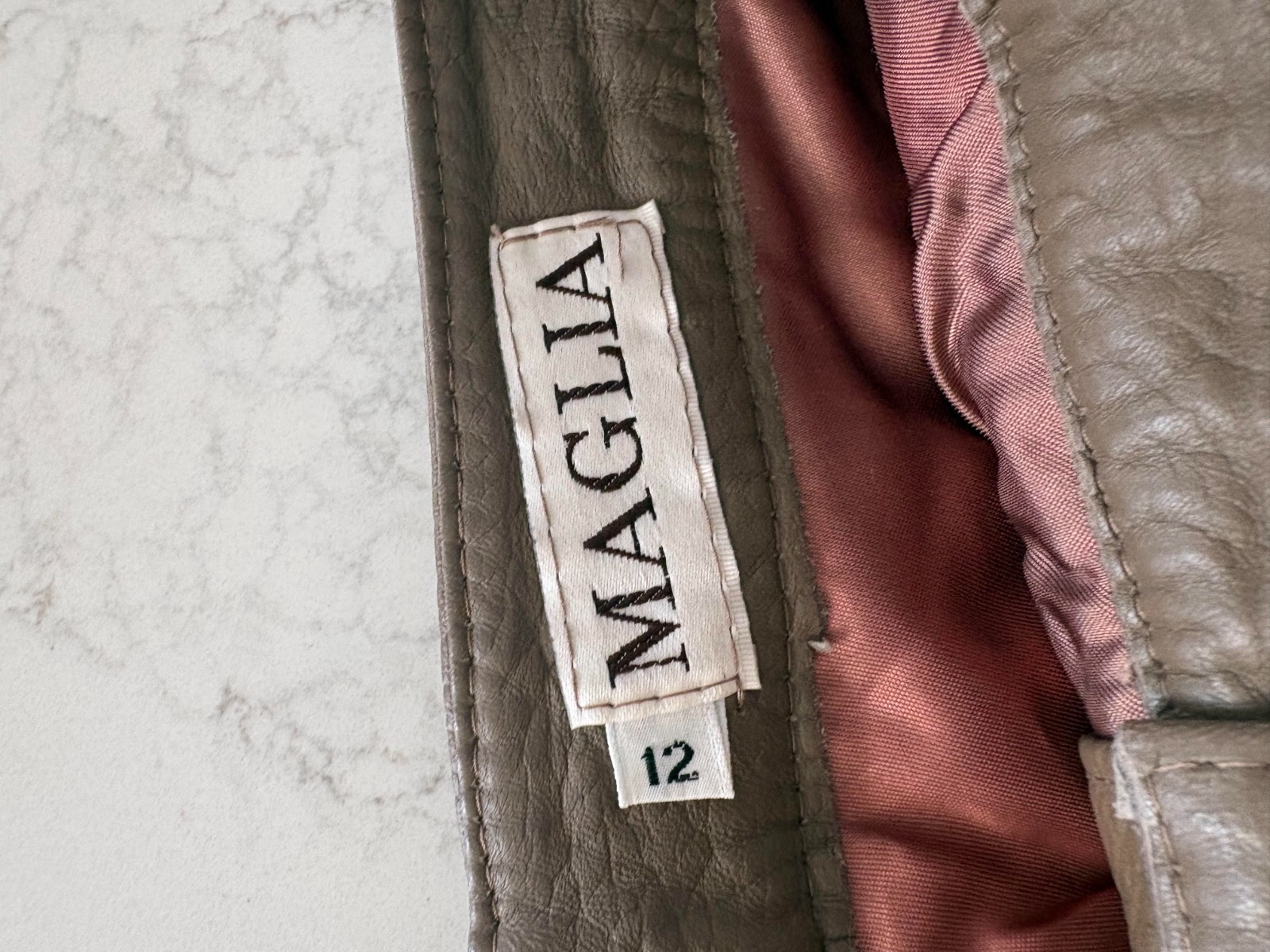 Vintage 1980s Butter Soft Brown Leather Tapered Pants Boho Classic Maglia M