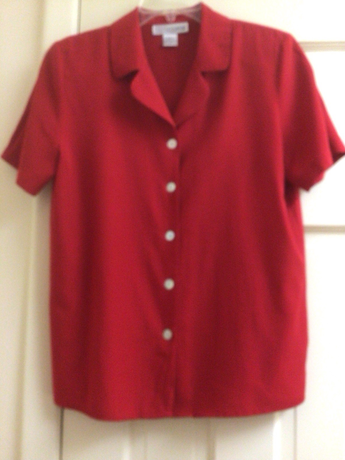 Womens Size M Red Blouse Pearl Buttons Chrysantheme Top Vintage PreOwned
