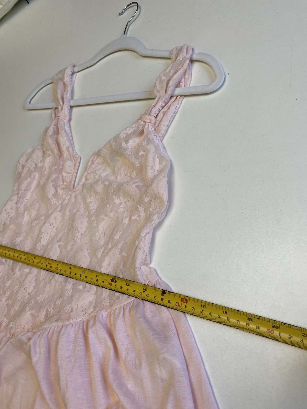 Vintage 80s Victoria Secret Gold Crown L Stretch Lace Bodice Nightgown Pink