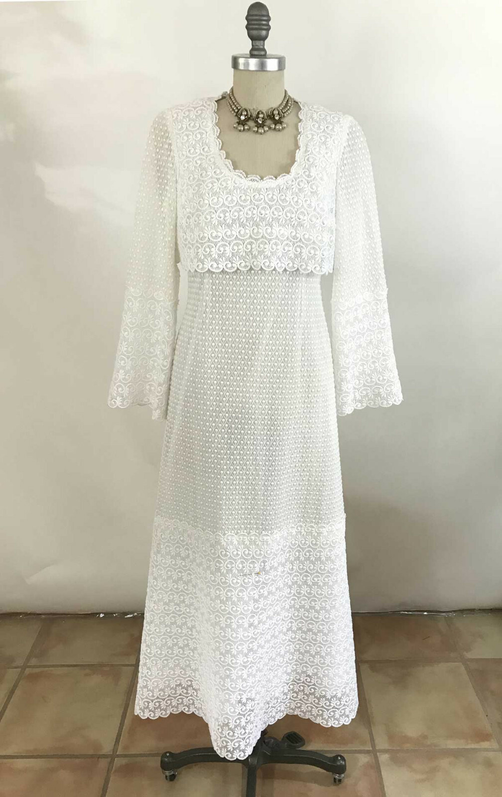 Vtg 70s CALDERON White Lace Wedding Dress Sheer Bell Sleeve Romantic Boho sz 6