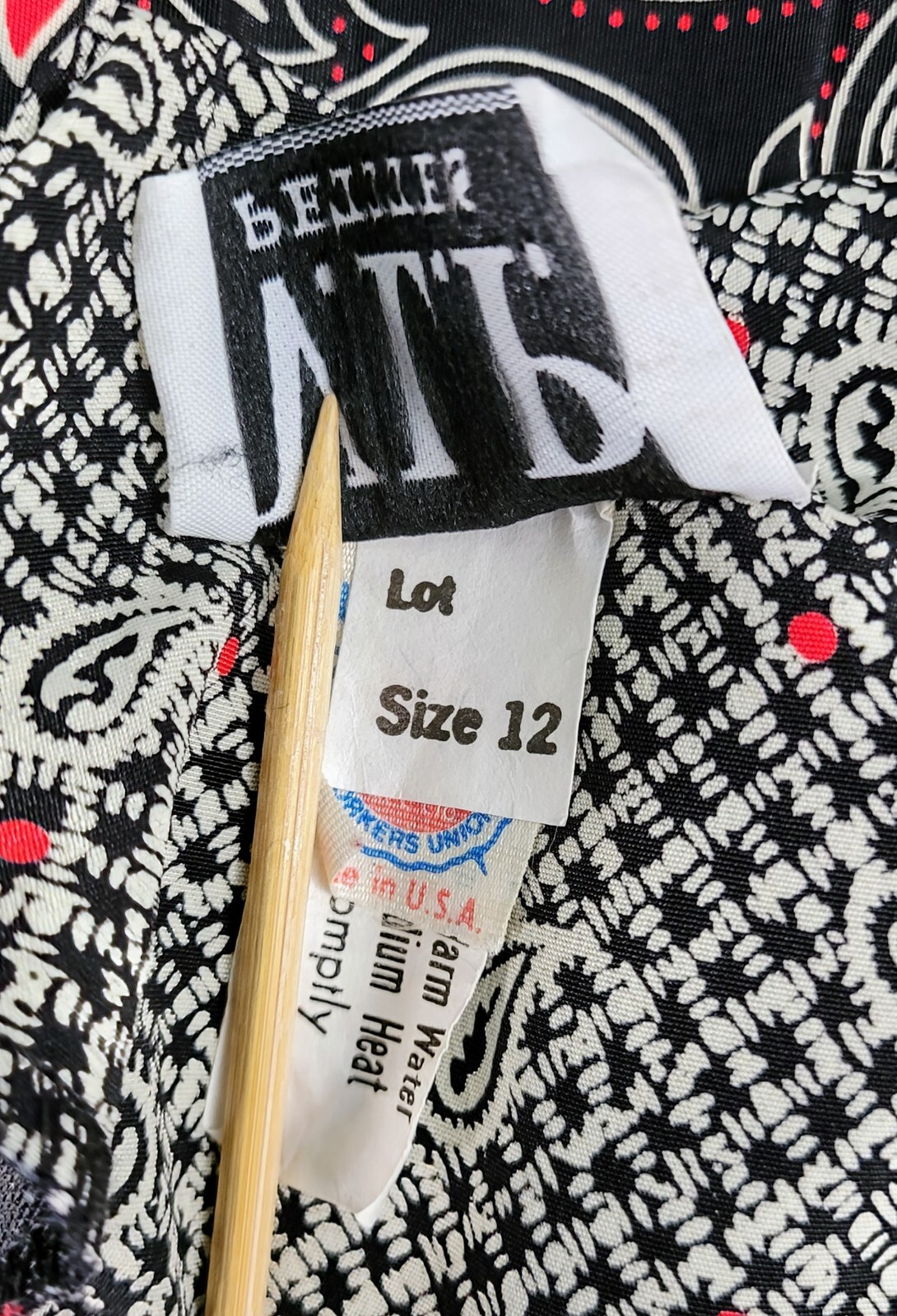 Vtg VLP Petites Cream & Black Patterned Dress w Red Acc & Border Trim Size 12