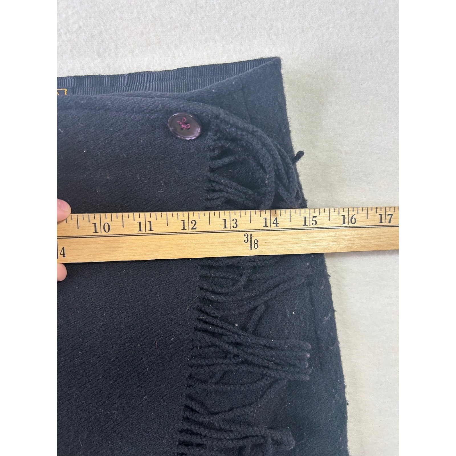 Eddie Bauer Vintage Black 100% Wool Fringe Wrap Skirt Size 10 Made in Bolivia
