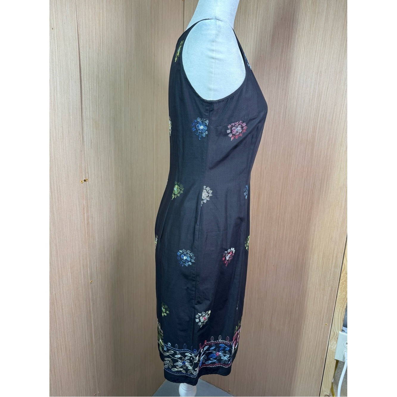 Vintage 1995 Harold’s Little Black Dress Floral Embroidery Side Slit 100% Cotton