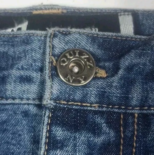 Vintage NWT 90’s Quizz New York Flare Jean Denim Skirt Size 3/4 Style B7-2165D