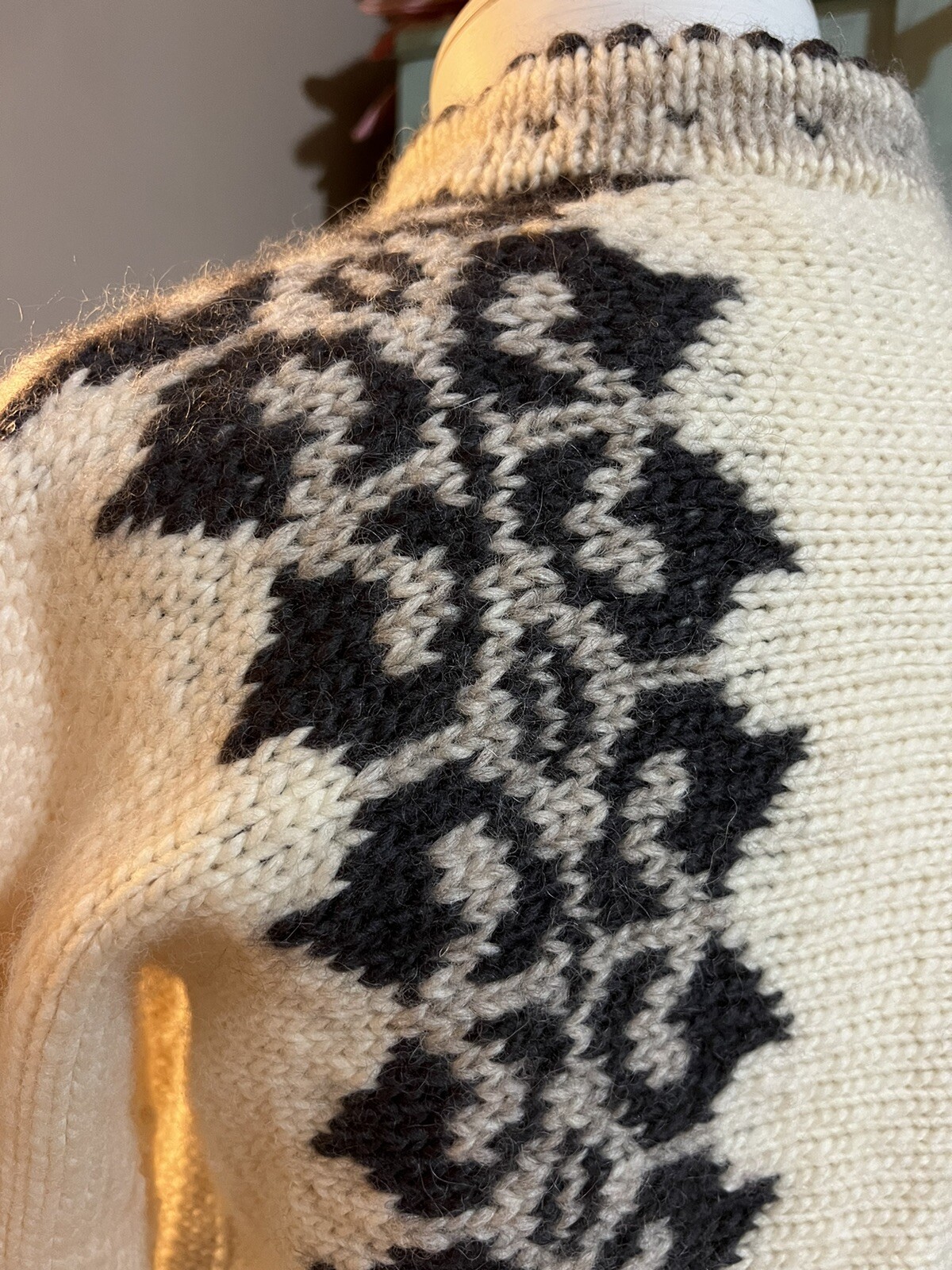 Vintage Handknits of New Zealand Wool Cardigan Sweater Women’s Small S