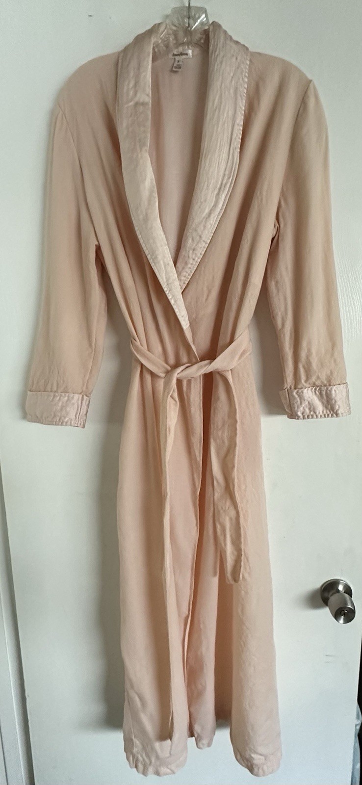 VTG 70s Neiman Marcus Wool & Silk Woman’s Size Small Robe Pink/Peach READ