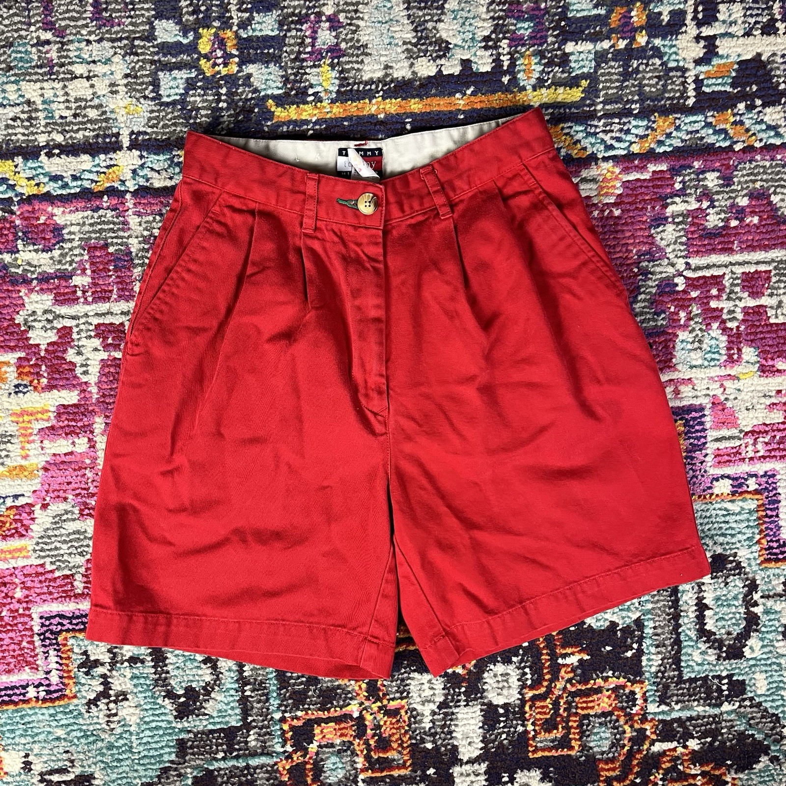 Vintage 90s Women’s Tommy Hilfiger Pleated Red Shorts Size 4 Preppy Summer Light