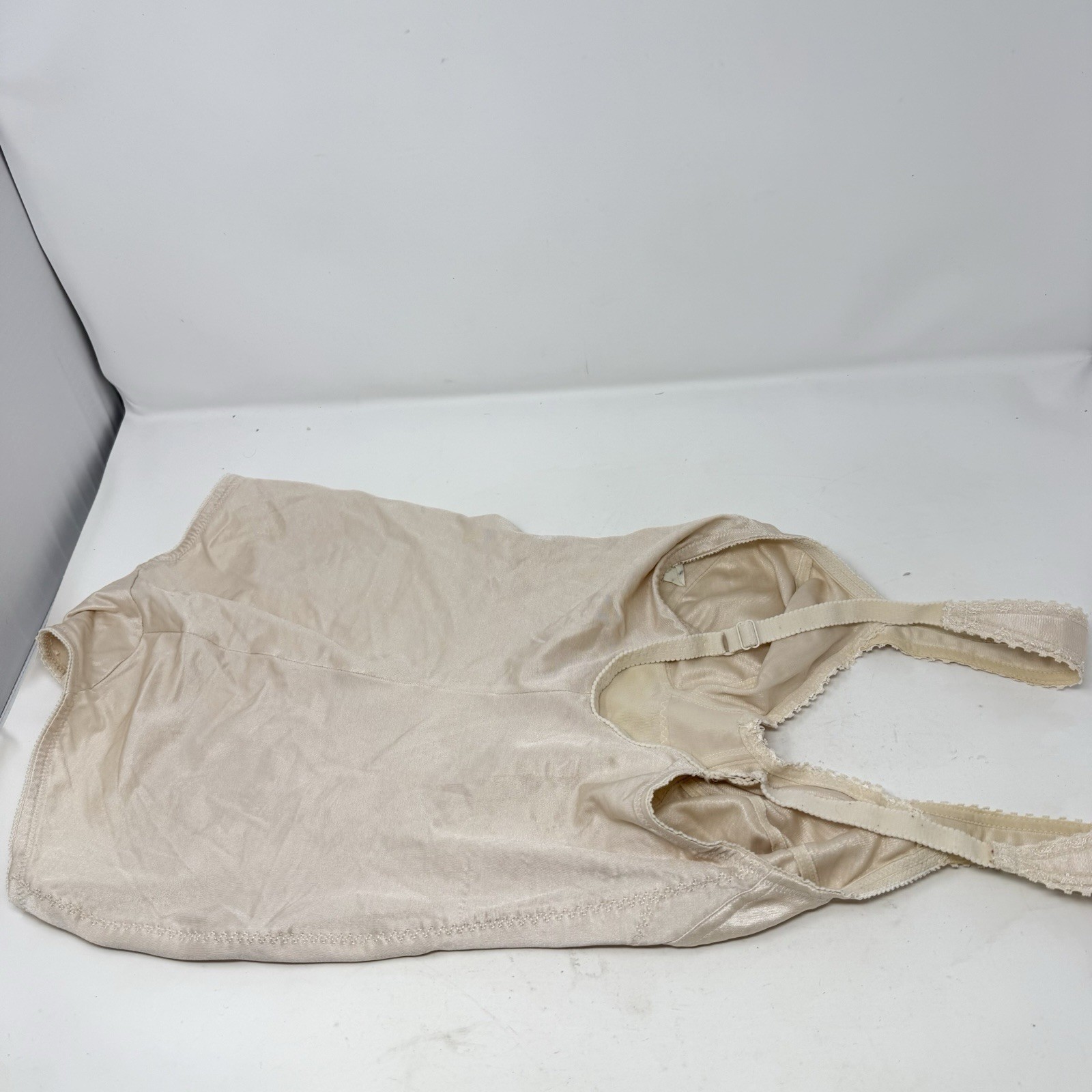 VTG Flexees Shaping Bodysuit Sz 36C Nylon & Lycra Girdle Nude Shaper 6866