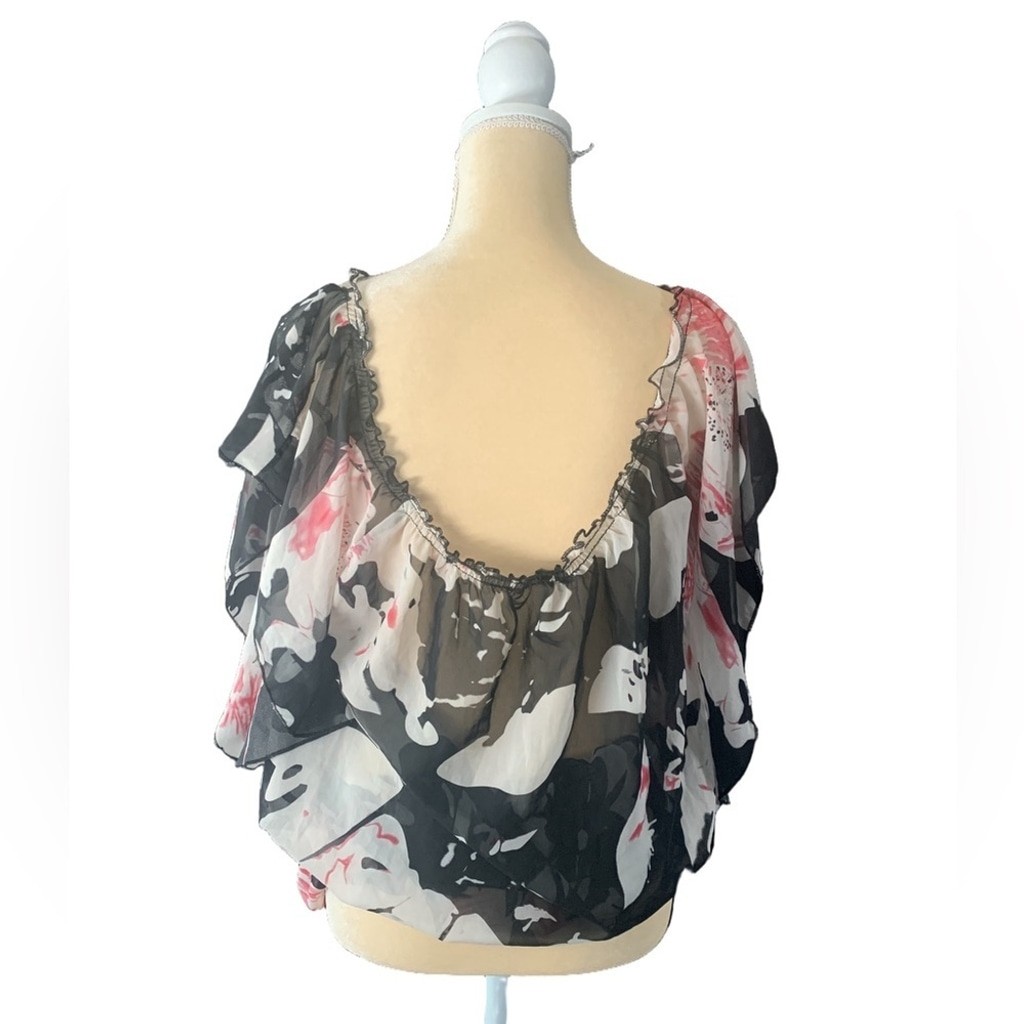Vintage Paper Tee Black & White Floral Shear Open Sleeve Top