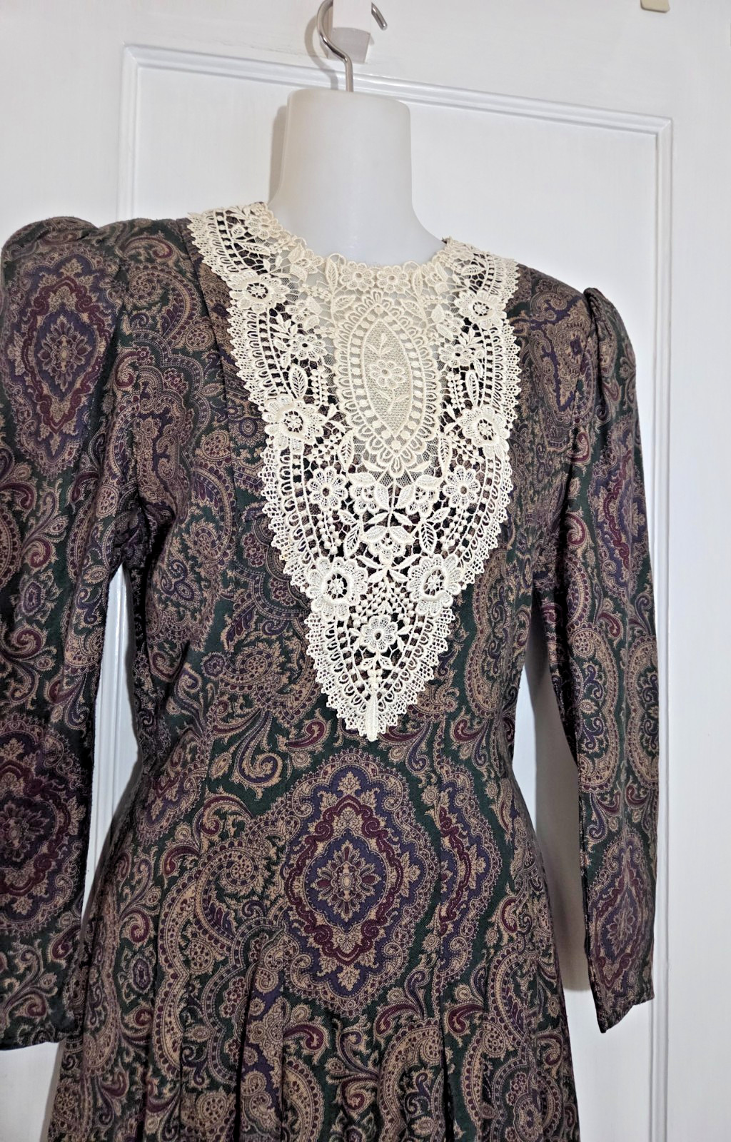 Vintage SCOTT McCLINTOCK Floral Midi Dress Lace Bib Victorian Cottagecore Size 4