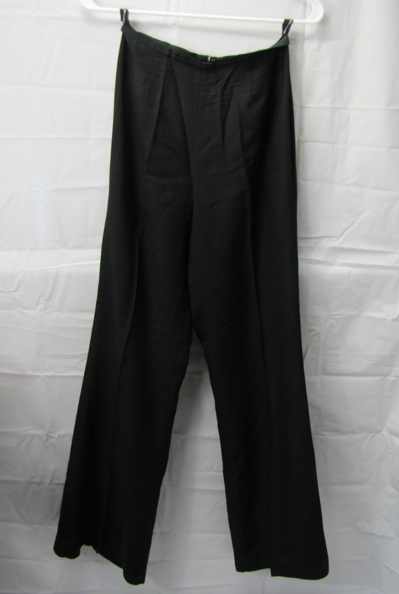 JOSEPH MAGNIN 1960’s Vintage Black Pantsuit Tunic Top + Pants Rayon 26″ Waist