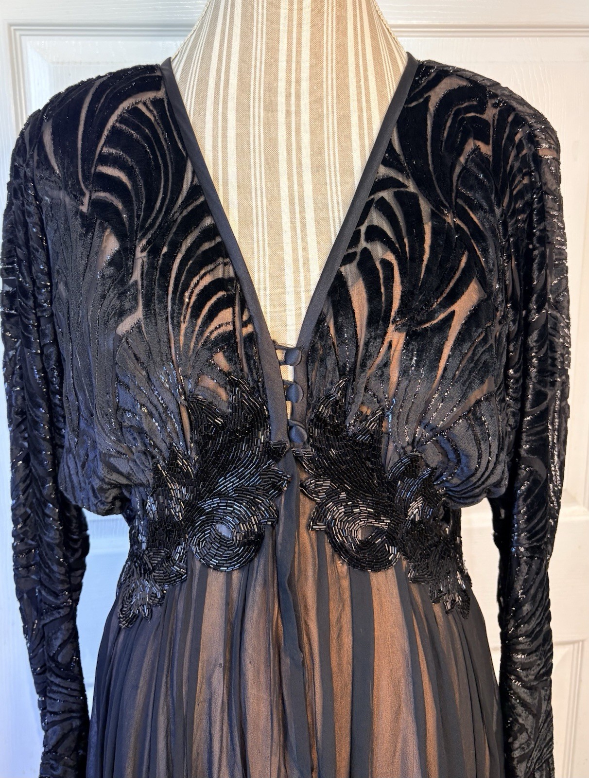 80s NOLAN MILLER Dynasty Black Velvet Burnout 100% Silk Art Deco Gown Size 12/14