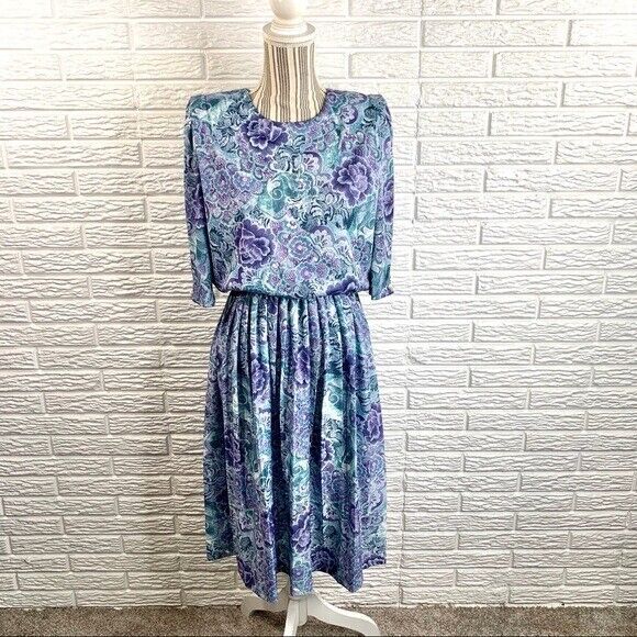 Vintage MCS Ltd Floral Midi Dress with a Pleated Skirt Petite Size 6P