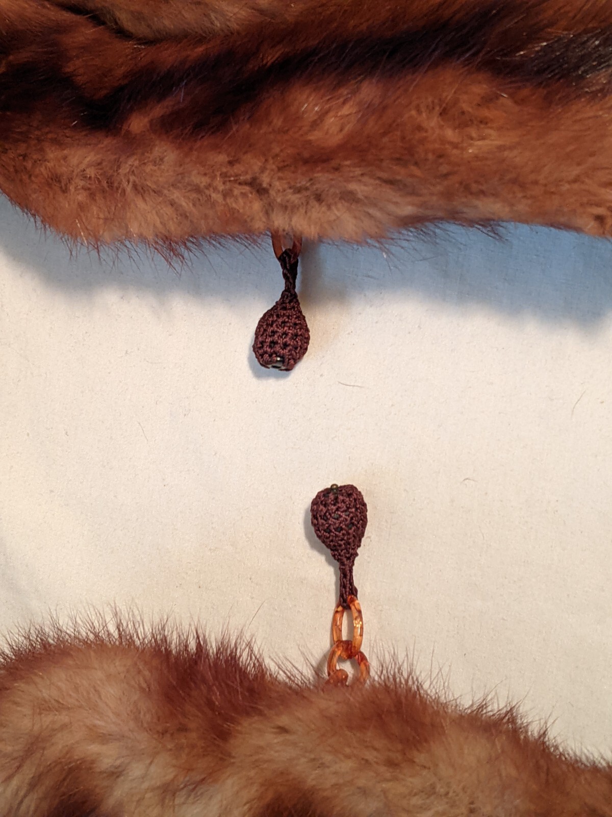 Vintage 6 Pelt Mink Fur Stole Scarf Shaw 44 inches Long Mouth Clasp Or Button