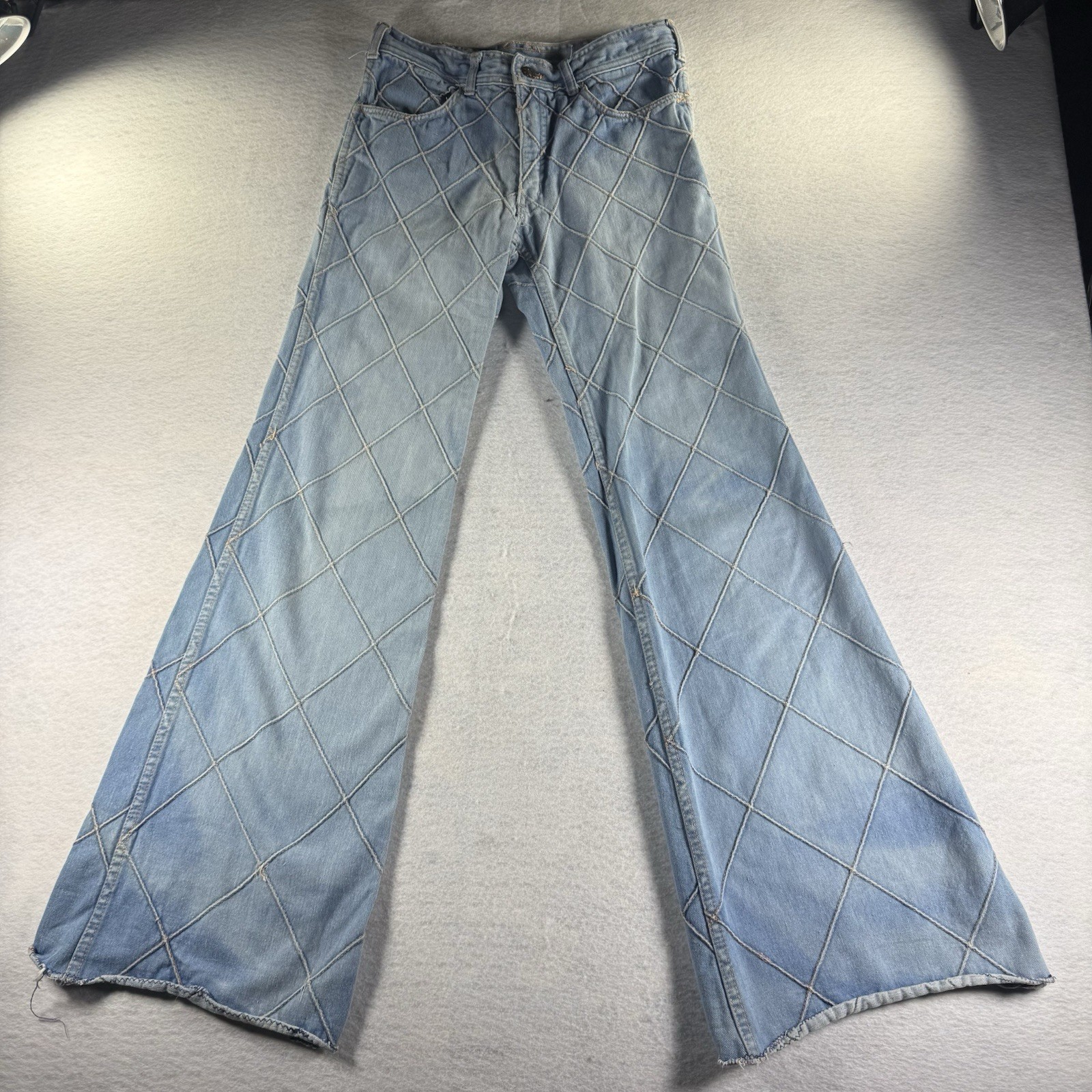 JC Penney Designer Center 1970s Vintage Lattice Pattern Bell Bottom Jeans 28×32