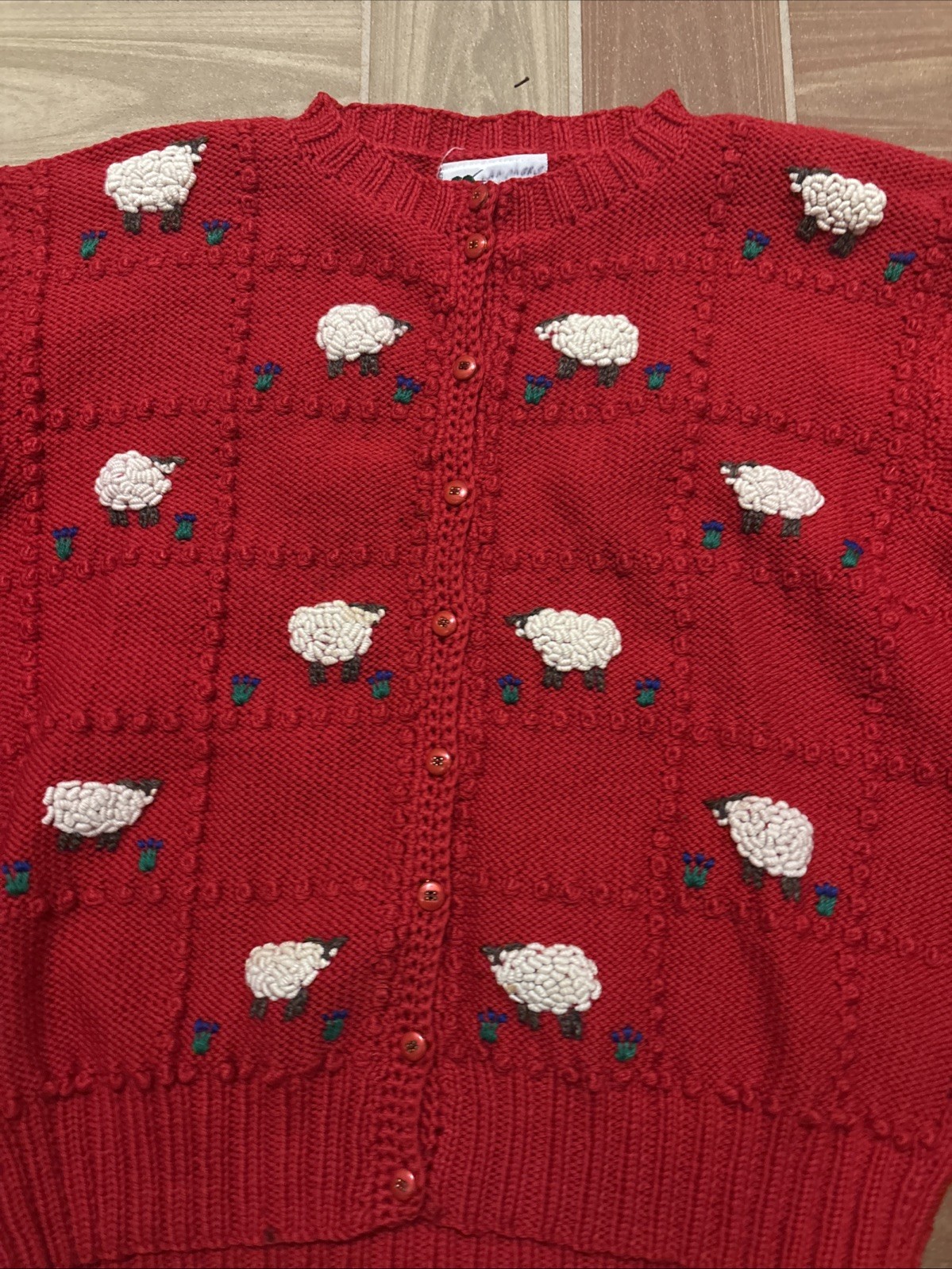 44 Vintage Handknits of New Zealand Wool Cardigan Sweater S Sheep