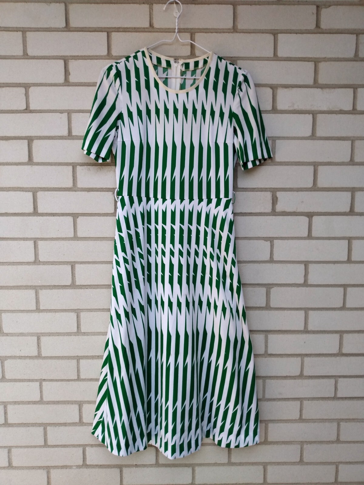 Vintage Dress Green White Vertical Geometric Stripes 32″B 27″W Retro 60s 70s
