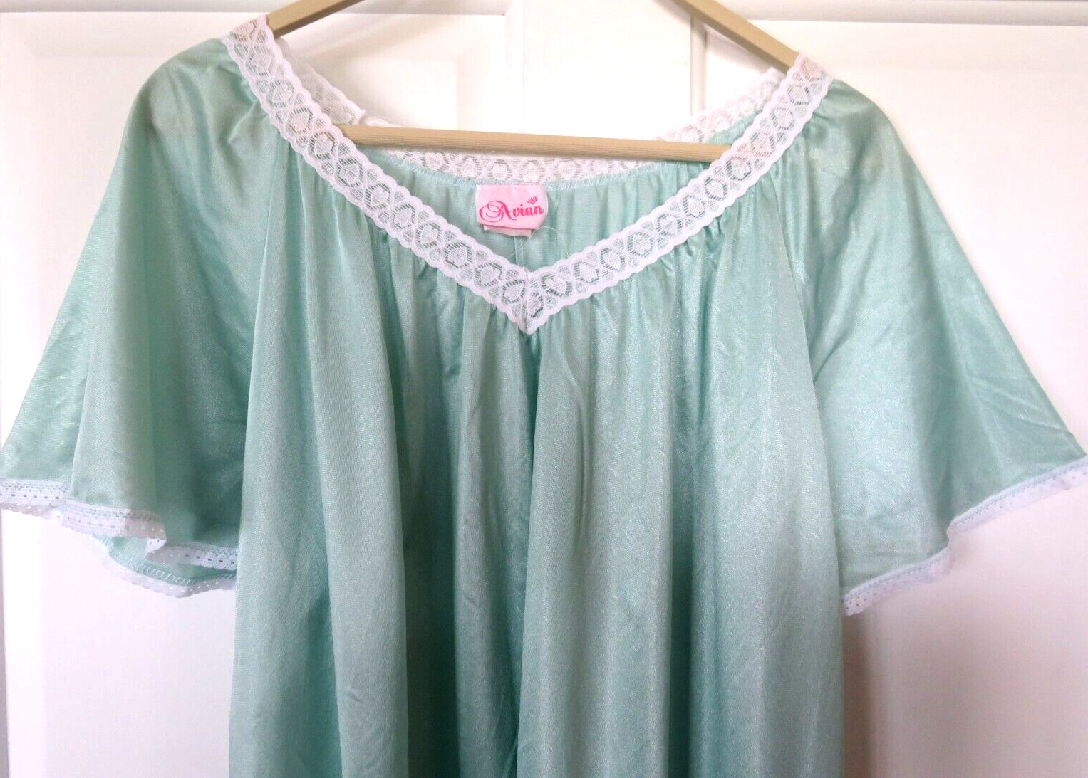 Vtg Nightgown Size 2X Avian Mint Green Lace Trim V-Neck S/S Nylon Soft