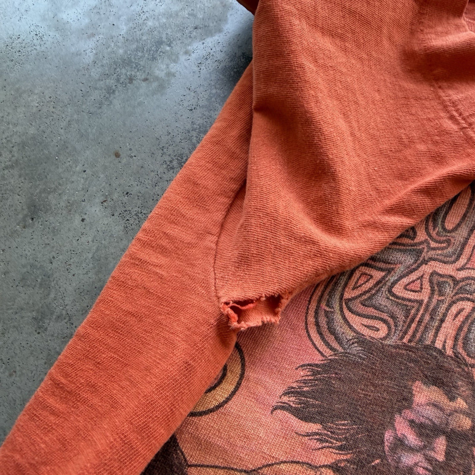 VTG 70s “Physical Graffiti” Orange Baby Skate Tee Size S Jay Adams