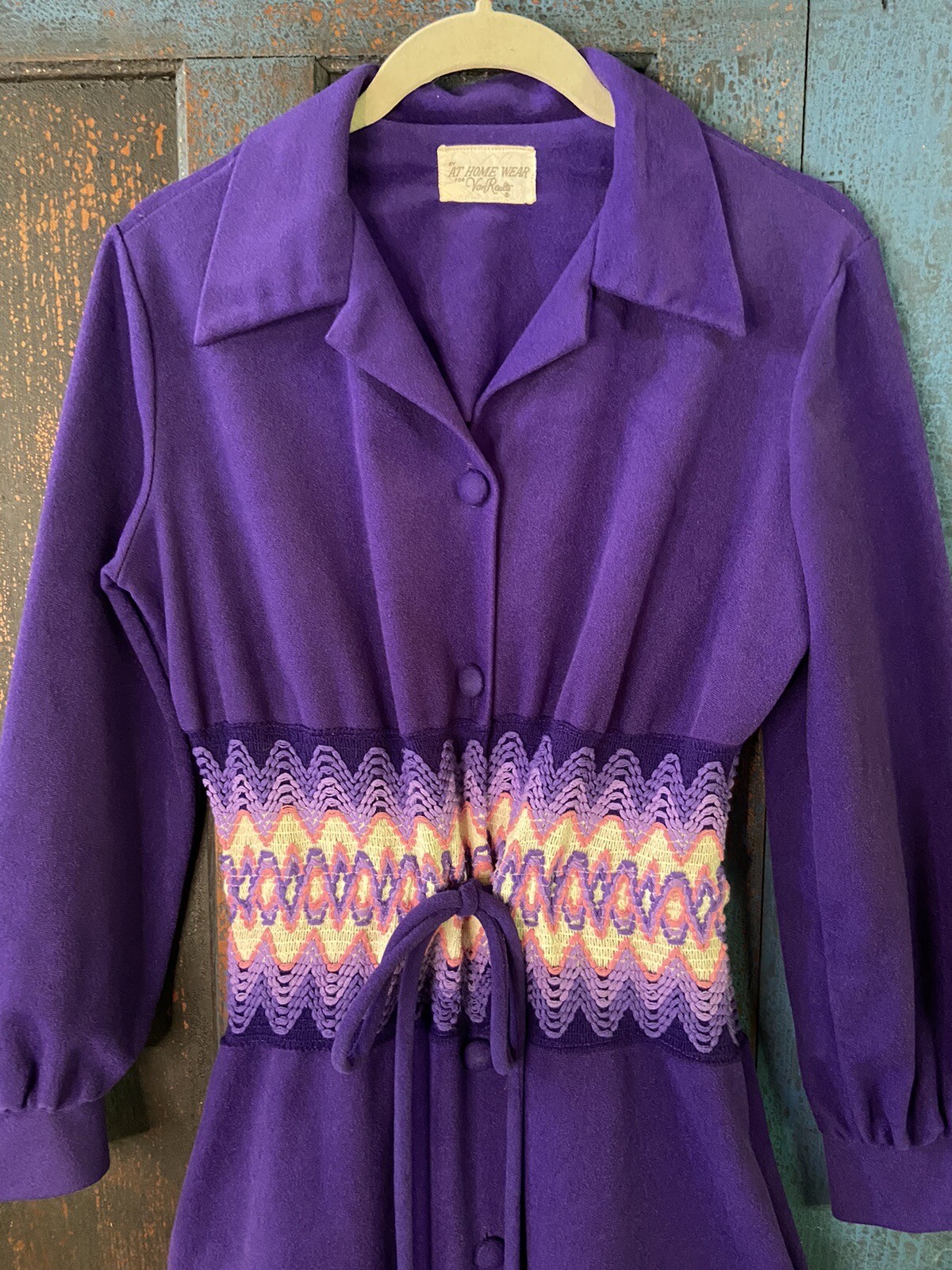 Vintage 1970’s At Home Wear for Van Raalte Button Robe Flame Stitch Boho Hippie