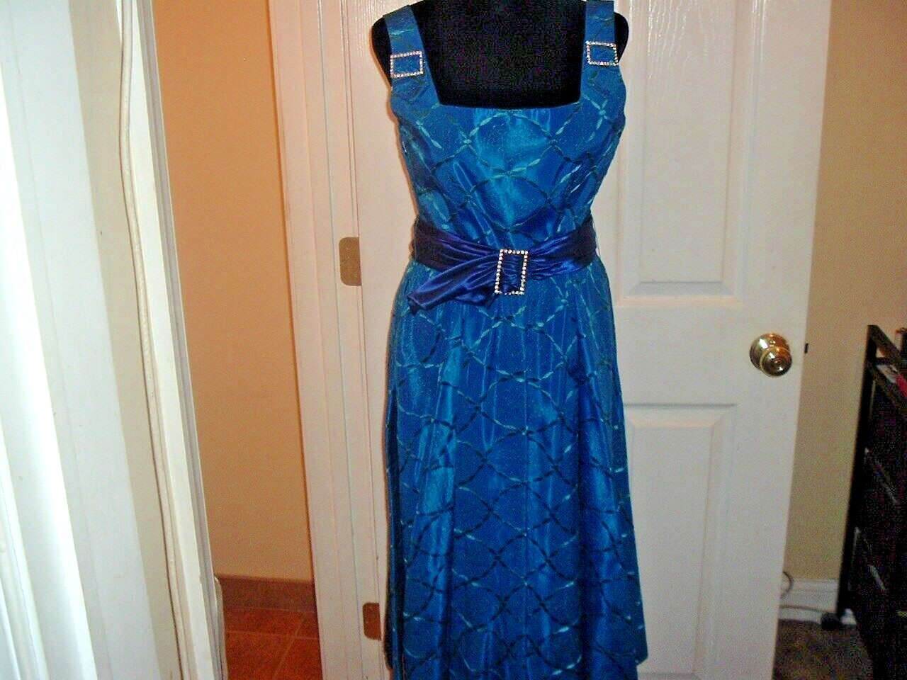 Vintage 1960’s Party Dress Royal Blue Abstract Design w/Belt S/M, Movie Prop?