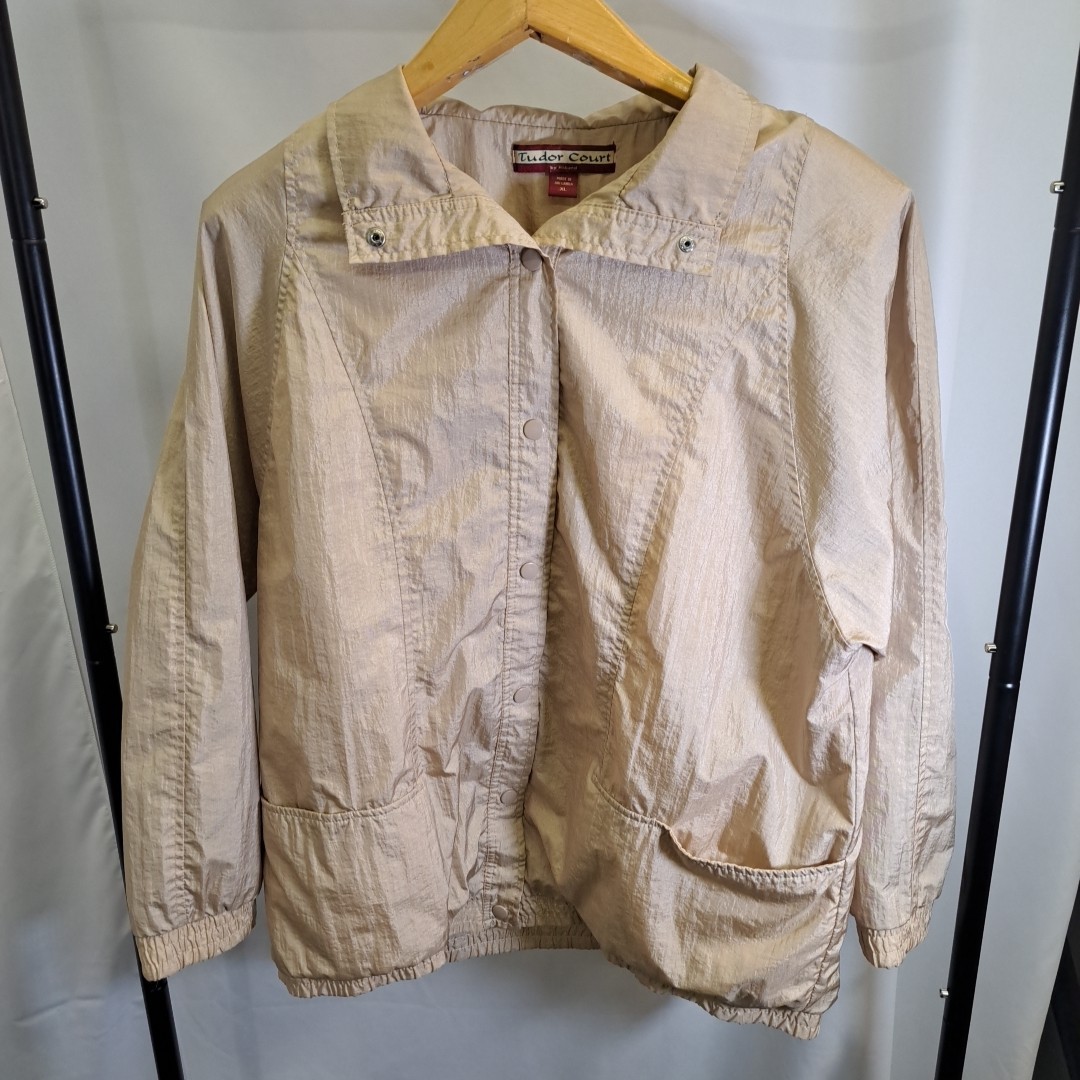 Tudor Court by Haband Jacket SZ XL Metallic Gold Windbreaker VTG 80’s 90’s