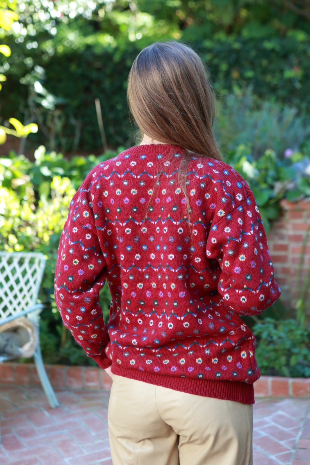 Vintage Crazy Horse M 100% Wool Oversized Sweater Burgandy Print