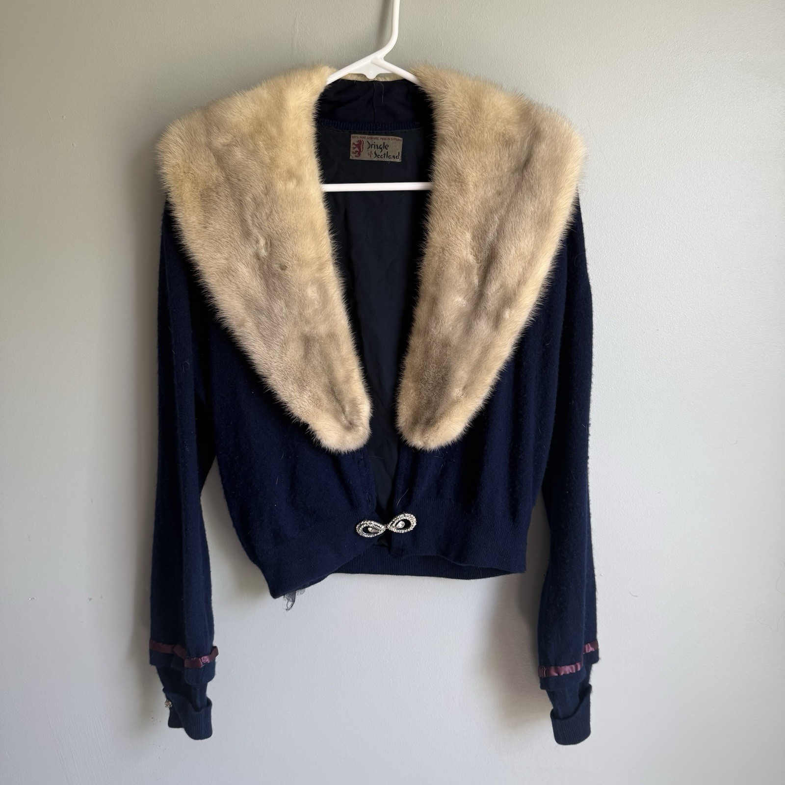 Vtg 1950’s Pringle of Scotland Cashmere Cardigan Mink Fur Collar Navy Womens S/M