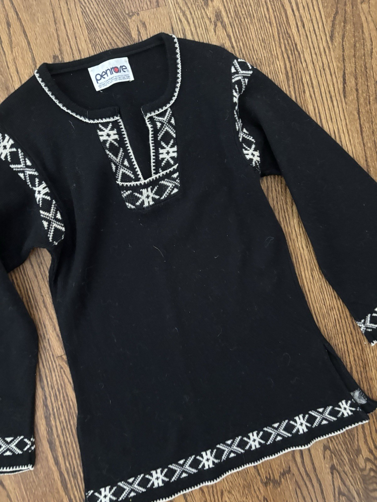Vintage 1970’s Boho Hippie Penrose Black Bell Sleeve Tunic Sweater S XS