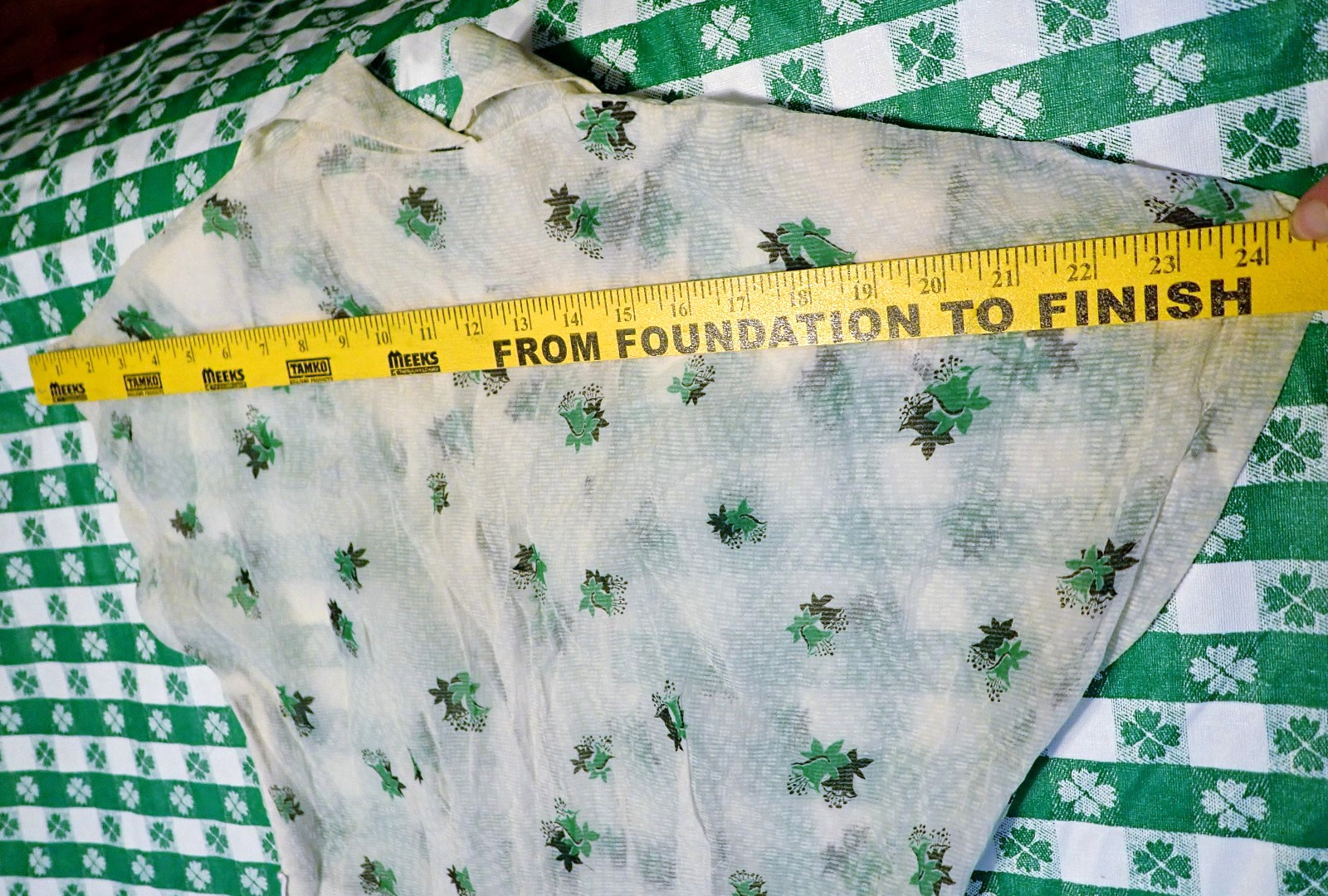 RARE Vintage 1940s 50s Floral SPIDERWEB Novelty FRENCH Sheer Nylon Dress (Read)