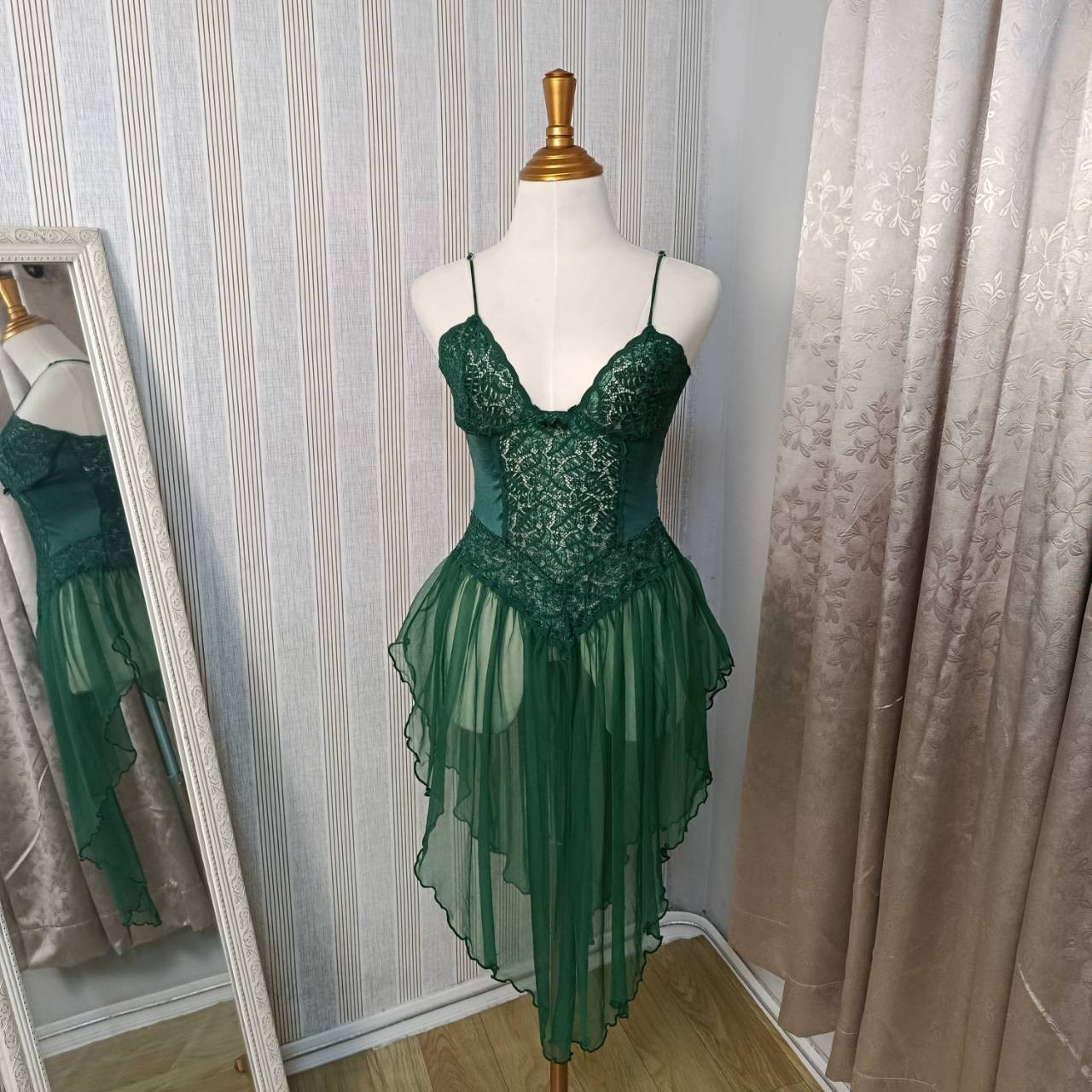 VTG 80s Empire Intimates Green Mesh Babydoll Nightgown Cutout Back Made in USA M