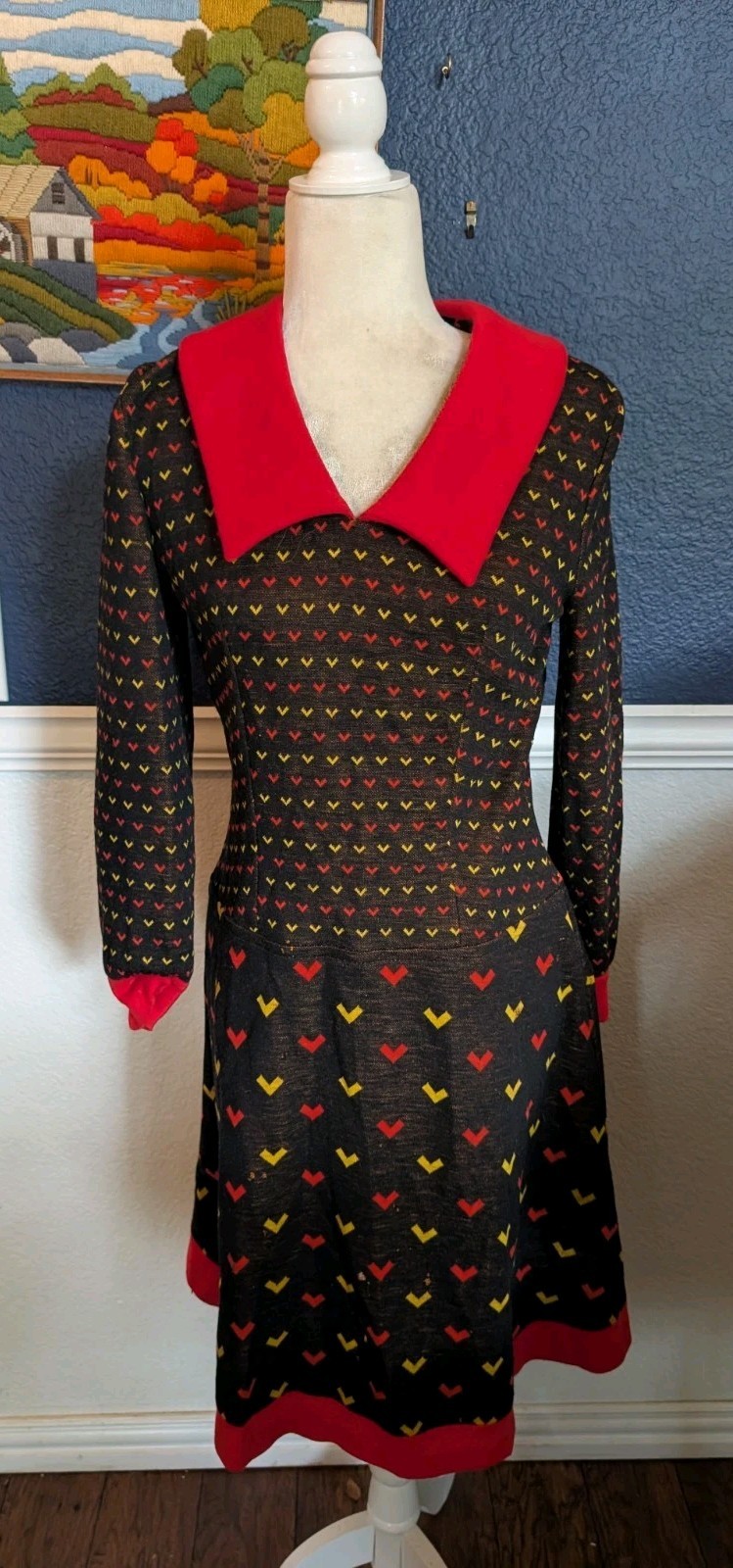 VTG Unbranded Peter Pan Collar Fit Flare Dress Brown Heart Sz Small S