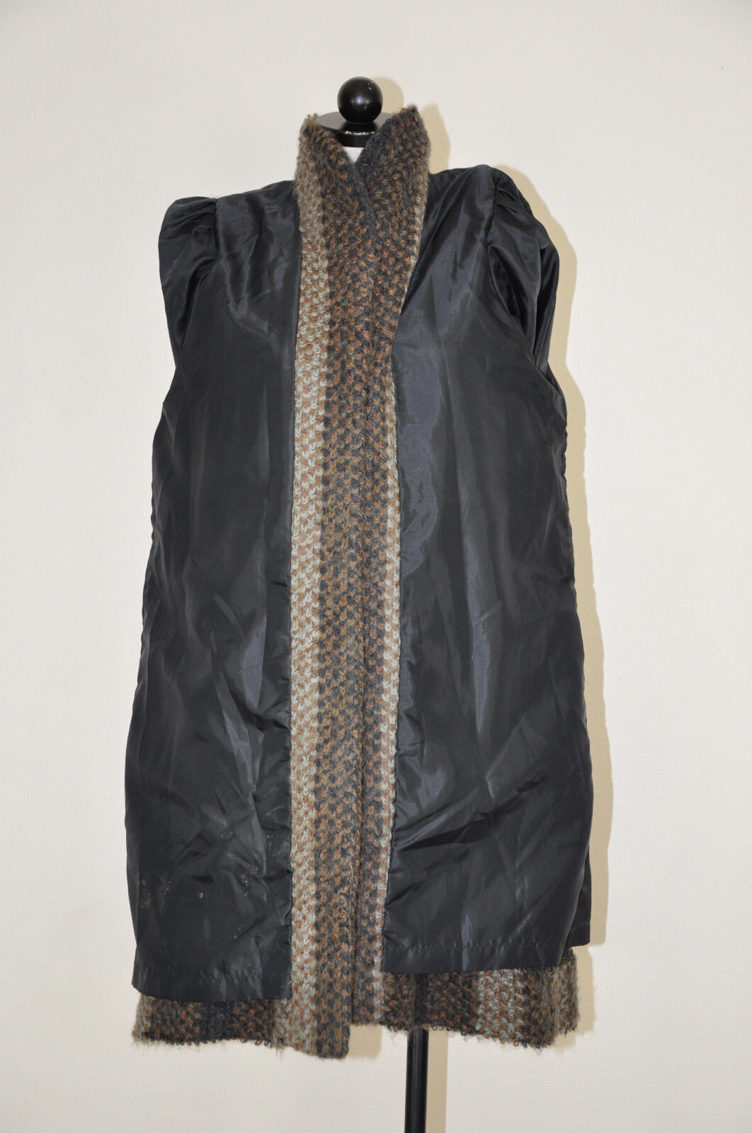 Vintage 80s Gray Wide Stripe Wool Boucle Loop Knit Puff Sleeve Wrap Coat Women M