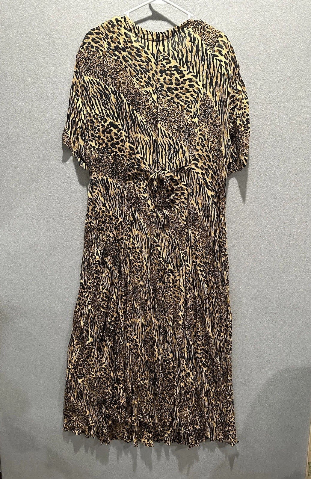 Vintage Leopard Animal Print Maxi Dress Women’s Size 1X V Neck 80s 90s Back Tie