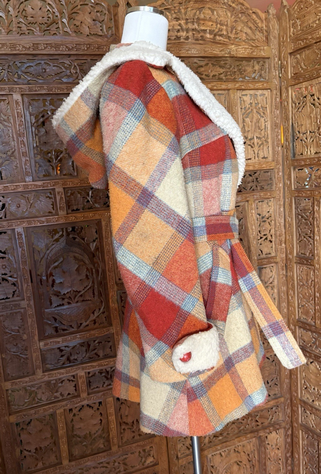 Vintage 70s Plaid Coat Womens Sherpa Collar Faux Fur 1970s Belted Hooded Hippie