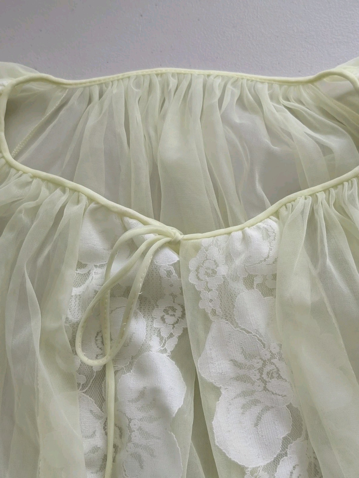 Vintage Miss Elaine Women Sheer 60s Peignoir Robe Chiffon Lace Sz M