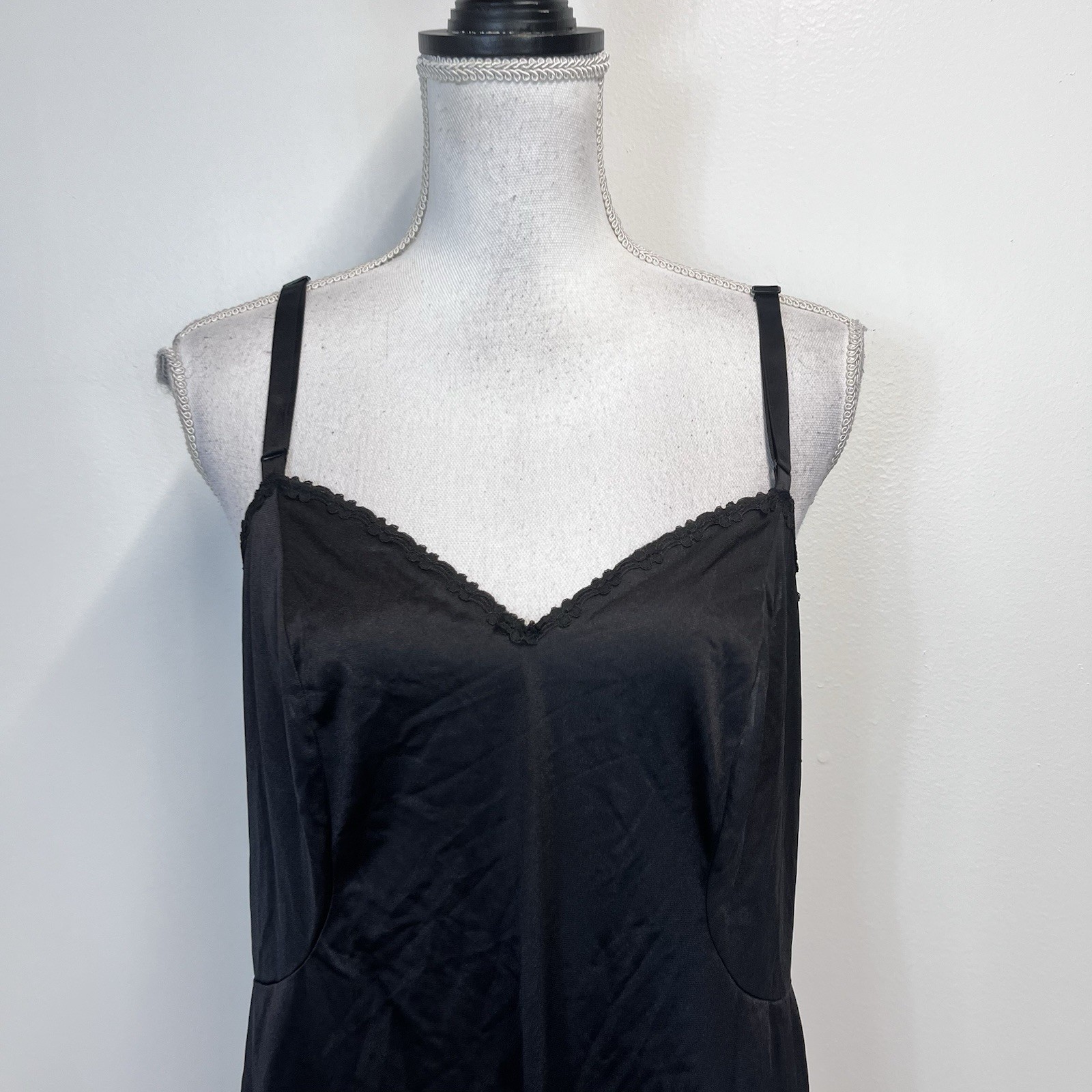 Vintage BARBIZON Tafredda Black Full Slip Dress size 42 Lingerie Crystal Pleats