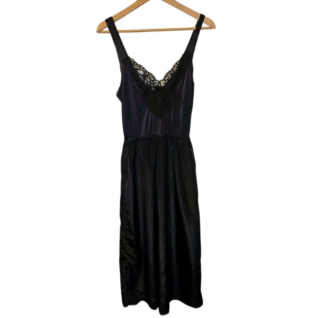 Vtg Olga Black Slip Dress Chest 32″ Lace Trim 90s Dark Feminine Quiet Luxury