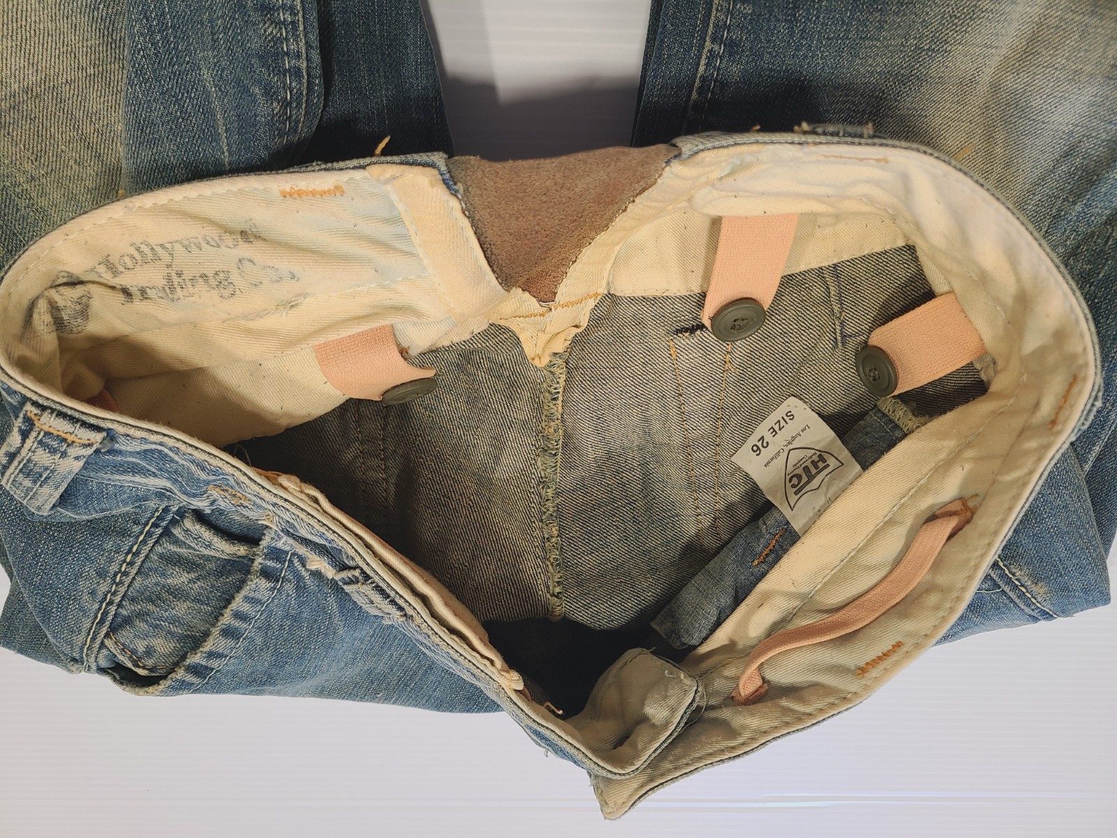 HTC Hollywood Trading Company Vintage Jeans, Made in Italy, sz 26, Distressed